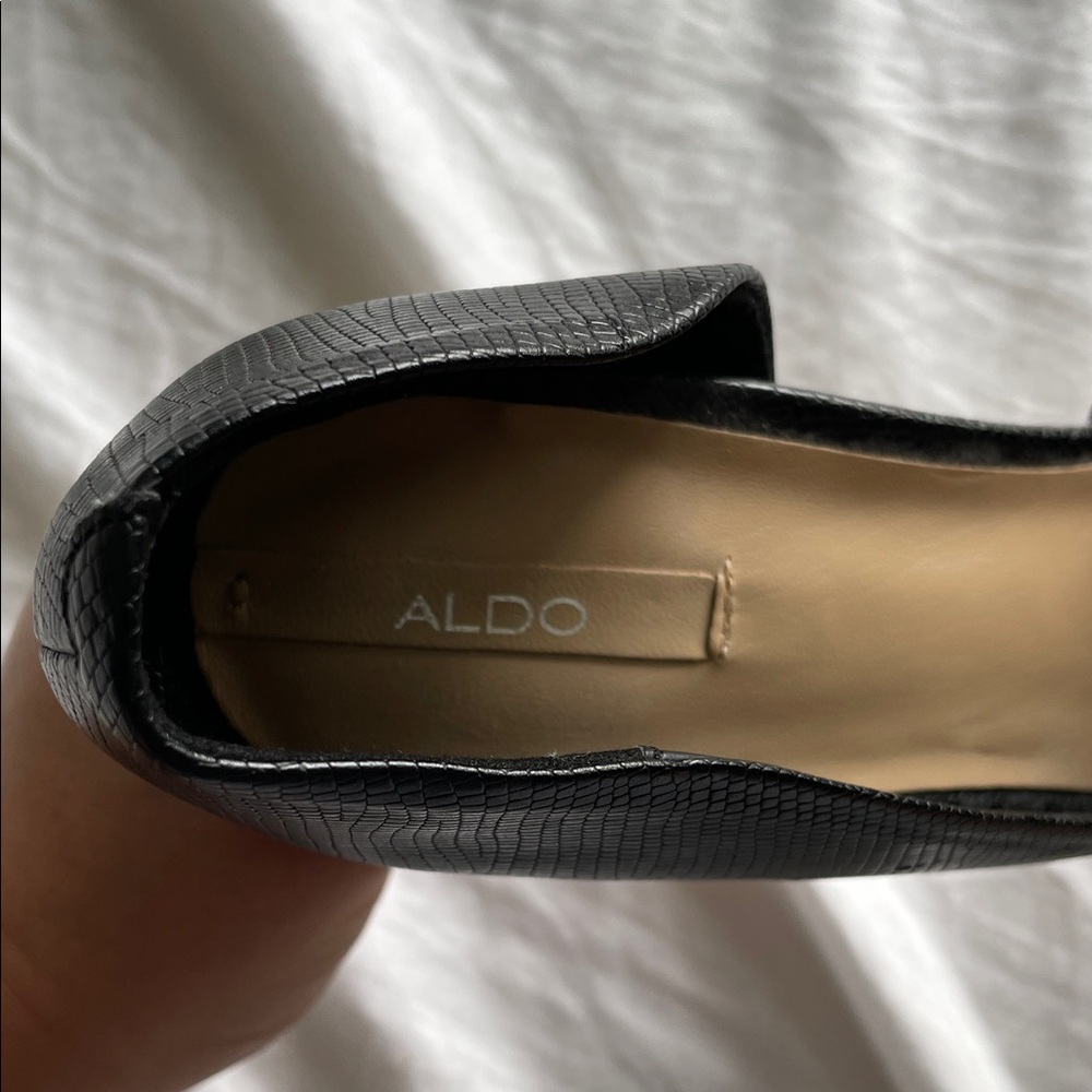 Aldo Black Textured Heels - Picture 2 of 4